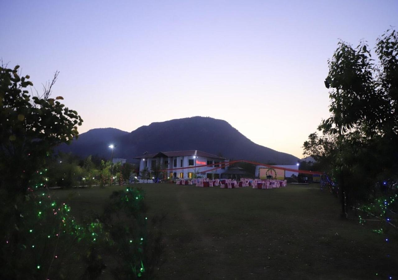 Virat Resorts, Sariska Rajasthan Bairāt Extérieur photo